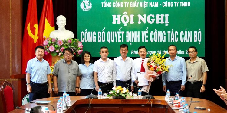 Hội nghị công bố Quyết định về công tác cán bộ