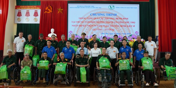 VINAPACO phát huy truyền thống “Uống nước nhớ nguồn”